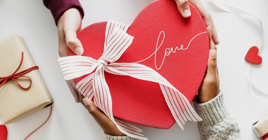 Gift photo created by rawpixel.com - www.freepik.com